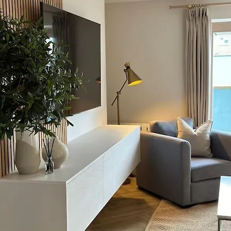 Tobias Apartment, 2 Bedroom, Aberaeron Exterior photo