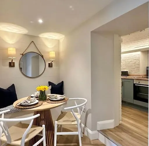 Tobias Apartment, 2 Bedroom, Aberaeron