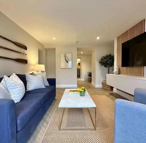 Tobias Apartment, 2 Bedroom, Aberaeron